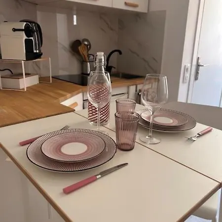 Climatise Boheme Chic Apartment